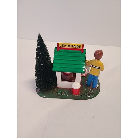 Dept 56 Accessories Ben And Buddy's Lemonade Stand Ceramic Snow Village 55144 - Picture 4 of 11
